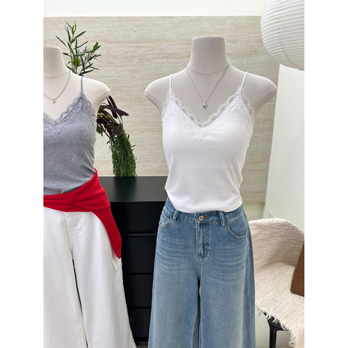 蕾丝花边V领吊带背心高弹修身