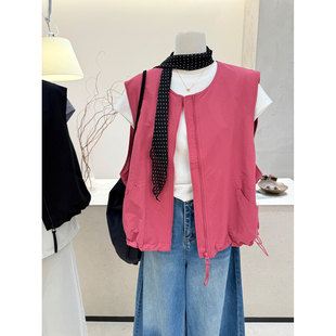 上衣 休闲工装 小哲 简约风圆领抽绳拉链马甲女减龄叠穿背心无袖