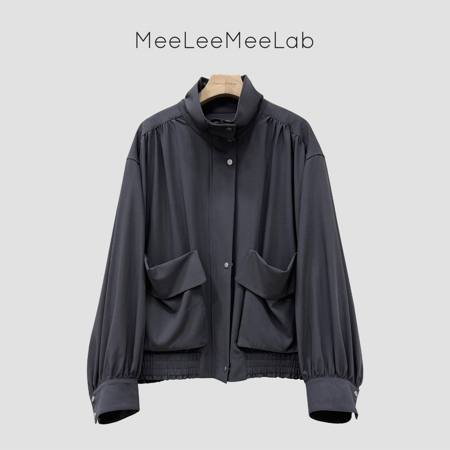 MeeLeeMeeLab绅士优雅垂感三醋酸绵羊毛立体口袋立领夹克短外套