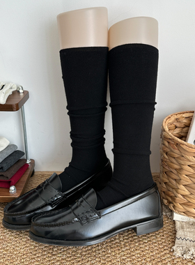黑色春秋冬羊毛中筒袜保暖小腿袜显瘦堆堆袜miu系短袜潮配小皮鞋