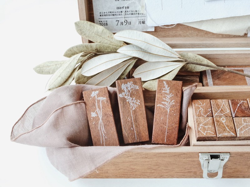 Jieyanow野花枝条木印章