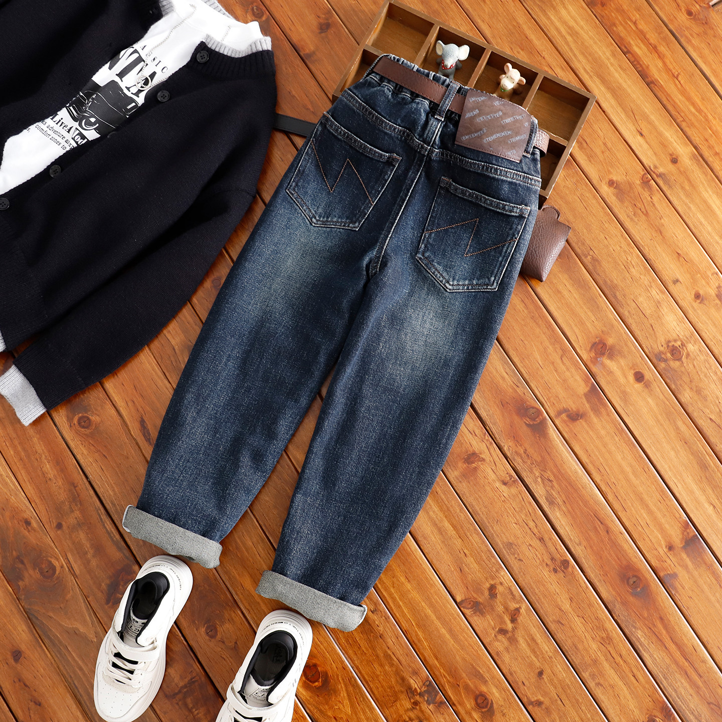 中大童牛仔裤男童蓝黑色不宽不瘦裤子儿童春秋窄版老爹裤牛仔长裤