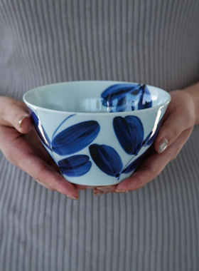 日本制bisque陶瓷器牛井碗拉面大汤碗斗笠碗zakka进口青花朵叶朵