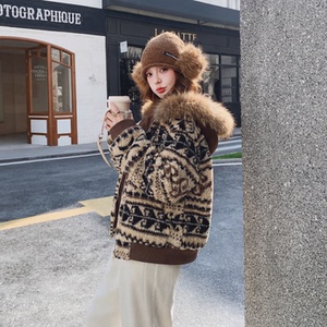 2C077-3121 新款  主推款 90绒 羽绒服 配真毛 P245 K368图片