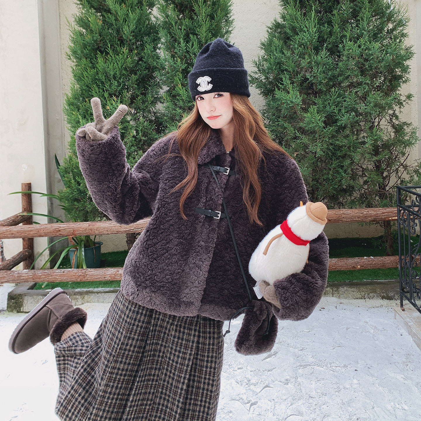 甜酷风咖色毛茸茸短外套女冬季2025韩系小个子高级感皮毛一体外套，女装皮草，2C077