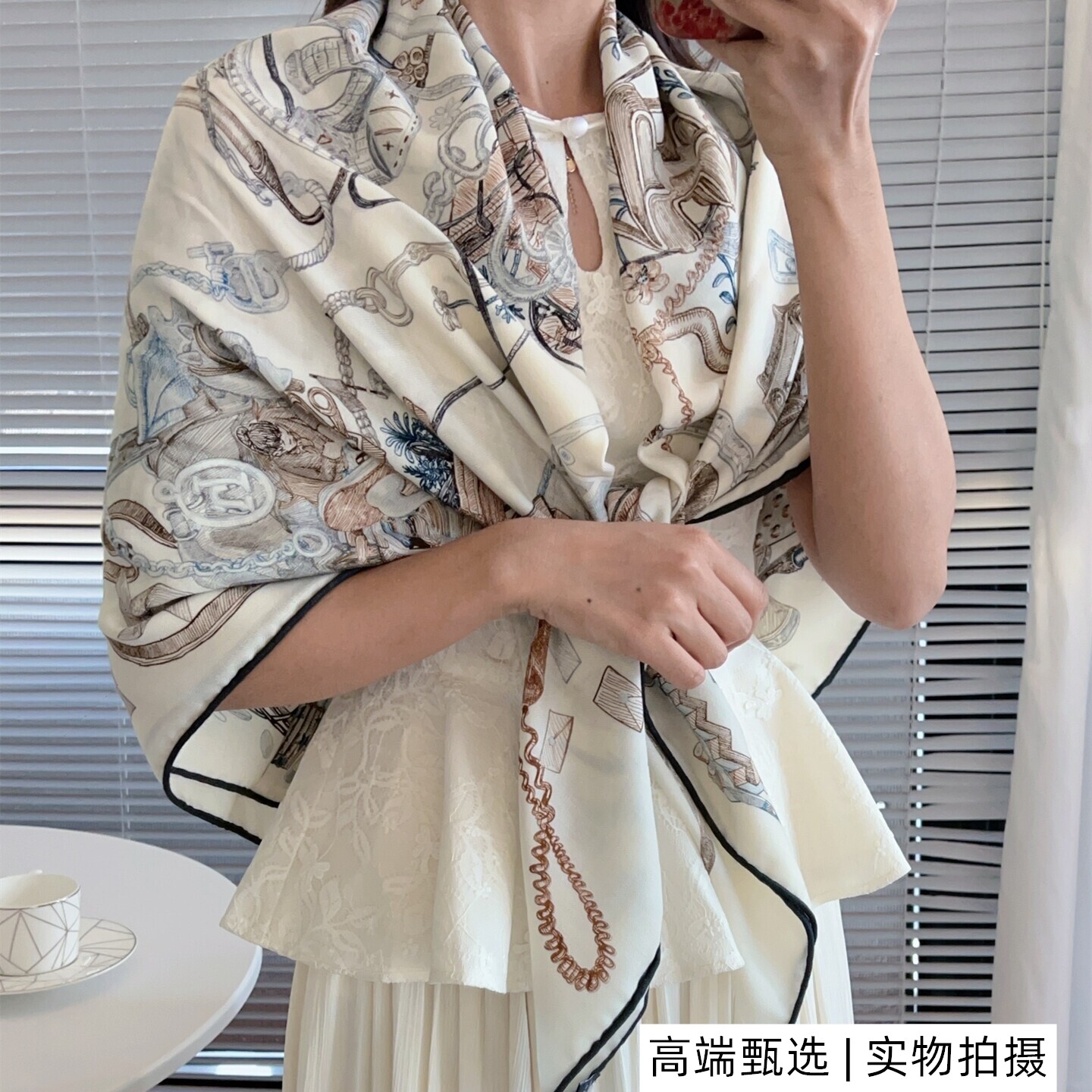 牛货世界大象灰高档真丝羊绒围巾女羊毛秋冬季披肩轻薄丝巾大方巾 牛货实拍商品图