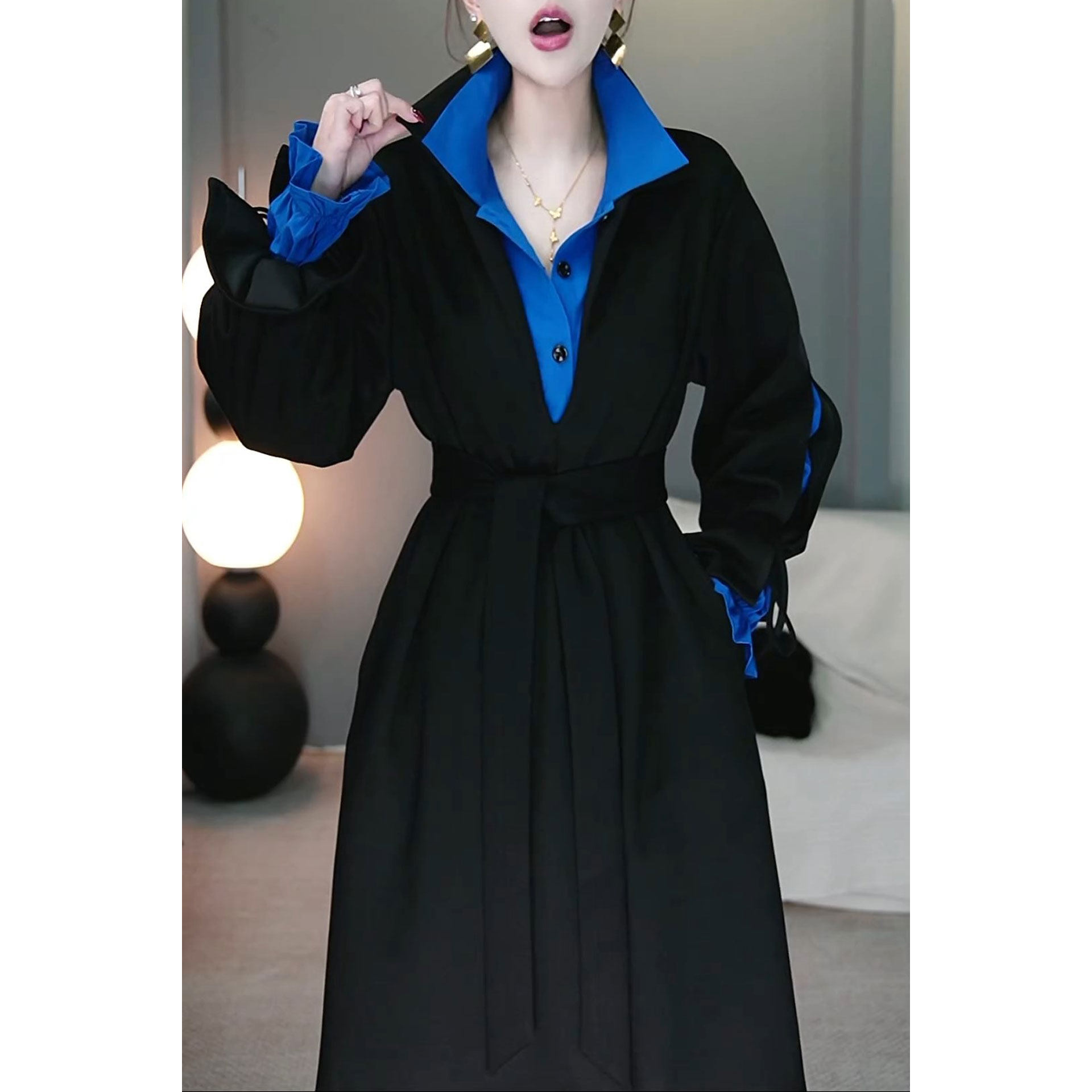 时尚假两件拼色显瘦连衣裙2026春季新款设计感系带中长款衬衫裙子