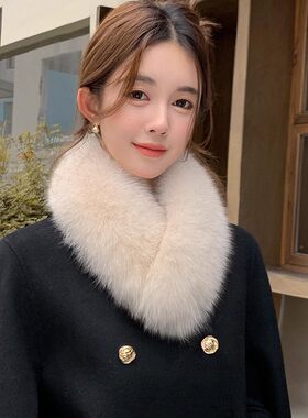 简约磁吸扣狐狸毛v型显瘦围巾