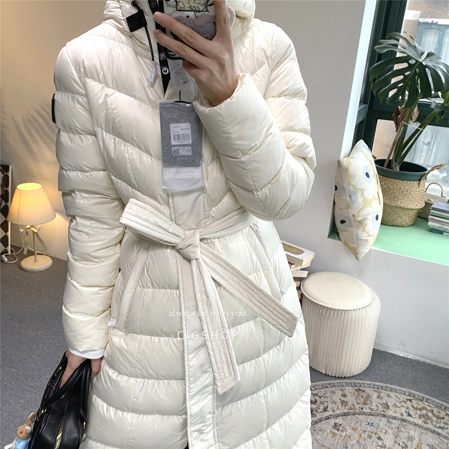 带帽腰带修身显瘦羽绒服大衣外套