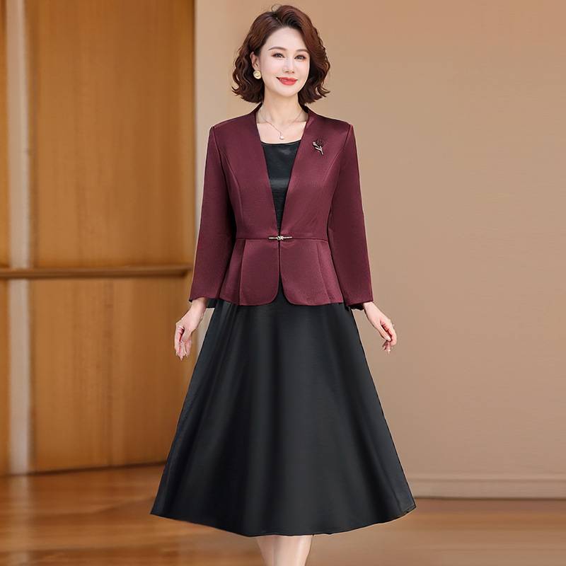 喜婆婆婚宴装连衣裙套装洋气2025新款妈妈秋装西服外套裙子两件套