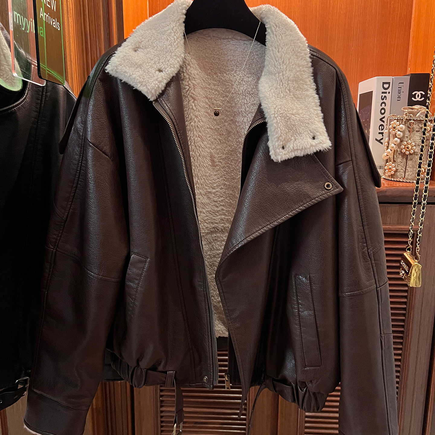 加绒加厚PU皮衣夹克重工外套女冬