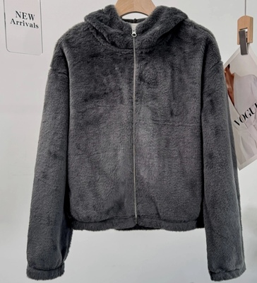 出口日本原单  gu   秋冬款    毛绒绒连帽外套