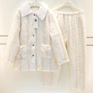 雪尔绵睡衣2026冬季女士法兰绒三层加厚夹棉长款竖条宽松家居服套