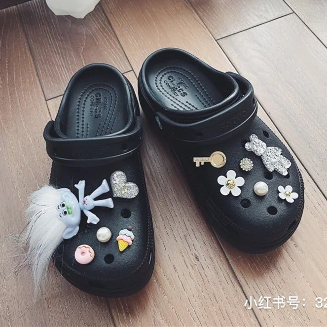 江疏影同款crocs配饰暴力熊鞋扣