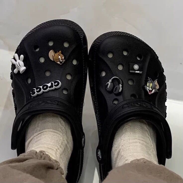 crocs洞洞鞋配饰个性设计风字母鞋扣白色手指可爱猫鼠卡通鞋花236