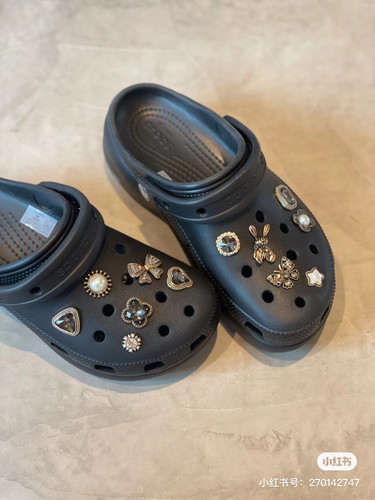 原创兔子派对 洞洞鞋通用配饰金属立体鞋花 适配crocs鞋扣