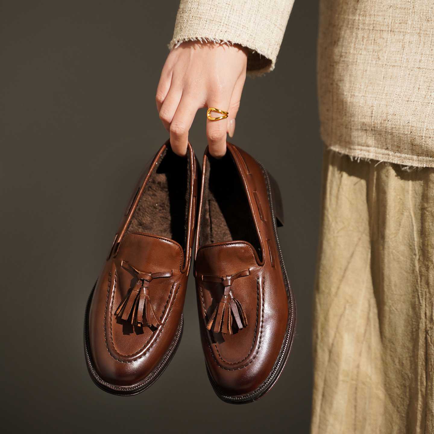 水洗牛皮【海莉乐福鞋】真皮绒面流苏乐福鞋加绒软底一脚蹬单鞋女