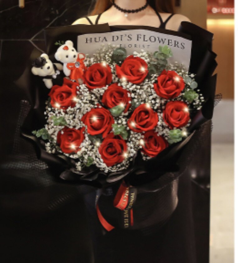 2.14情人节限送昆明鲜花11朵红玫瑰满天星小熊款