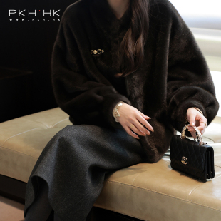 PKH.HK特冬新品贯穿整个暖冬小贵气环保皮草仿貂毛利落收腰短外套