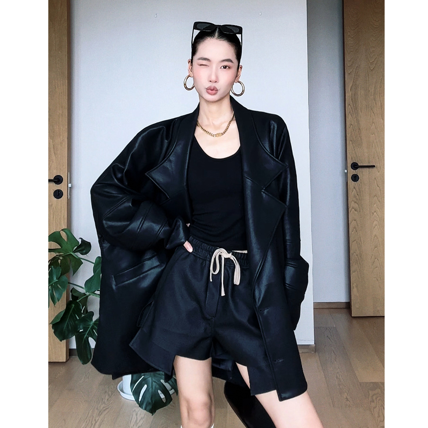 CIZZLEMORE【高街腔调】秋冬新款百搭修身显瘦复古松紧带皮短裤