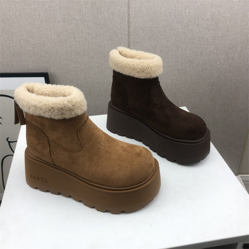 品牌撤柜2025冬季新款断码处理真皮女鞋松糕底拉链英伦保暖雪地靴