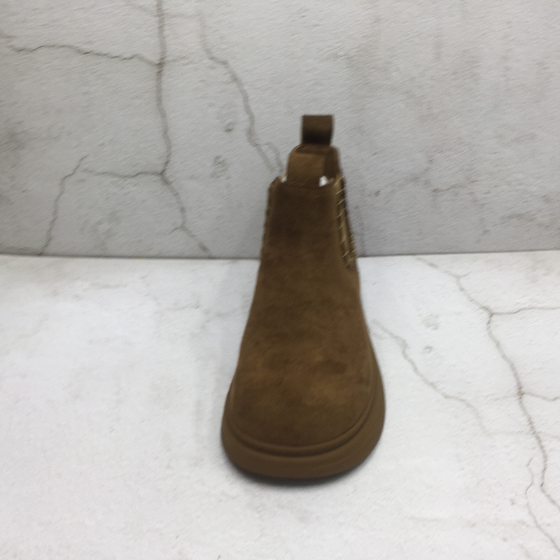 品牌撤柜2025冬季新款断码处理女鞋平跟英伦风薄绒保暖显瘦短筒靴