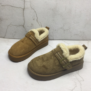 品牌撤柜2025冬季新款断码处理时尚女鞋百搭平底防滑及裸雪地女靴