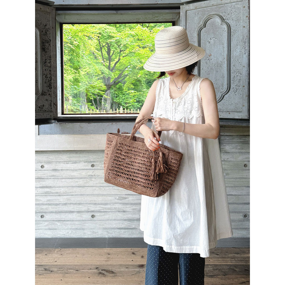 花朵刺绣V领凉感蕾丝花边背心裙