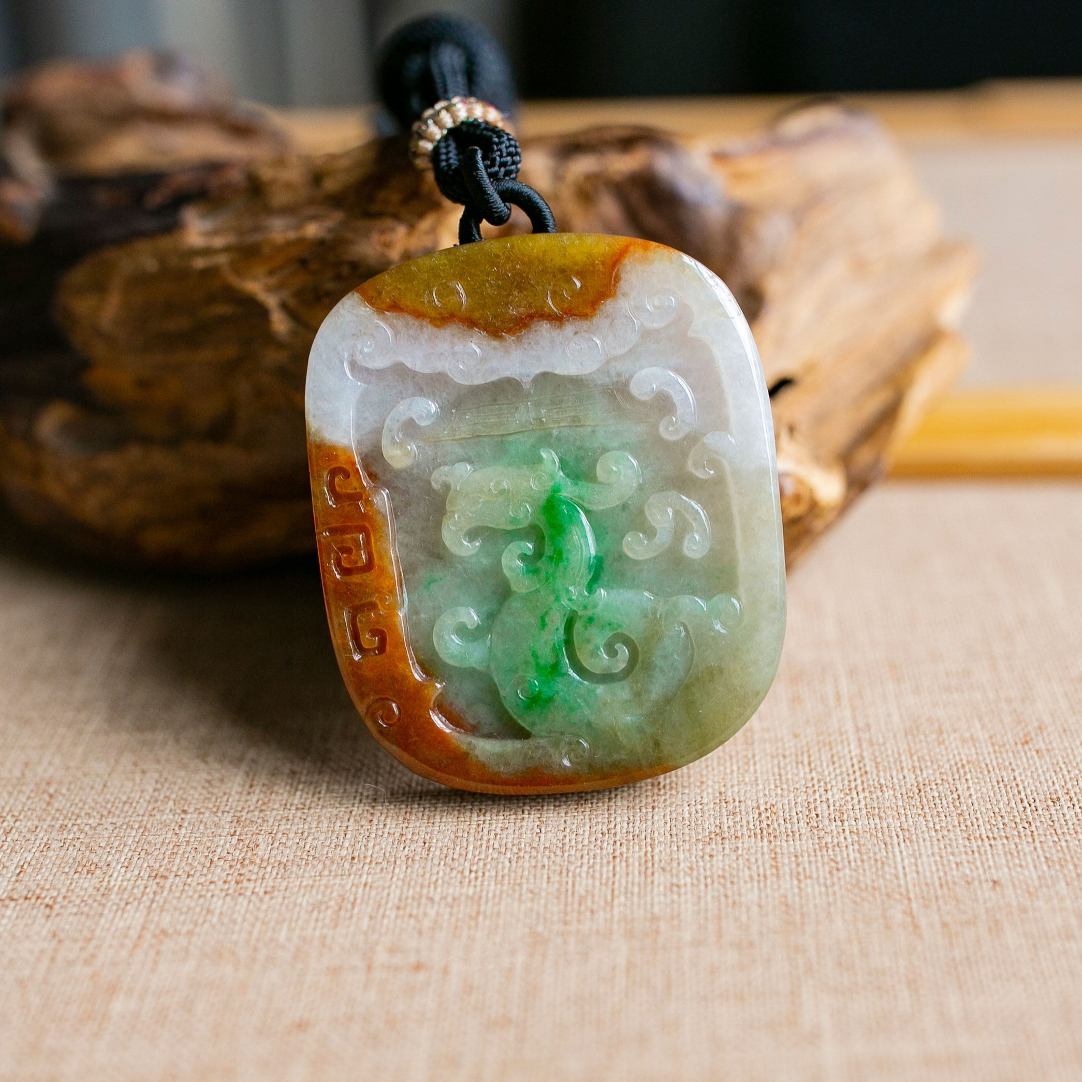 锦玉轩天然翡翠 a货 挂件 仿古龙凤牌 三彩冰种xxs2051