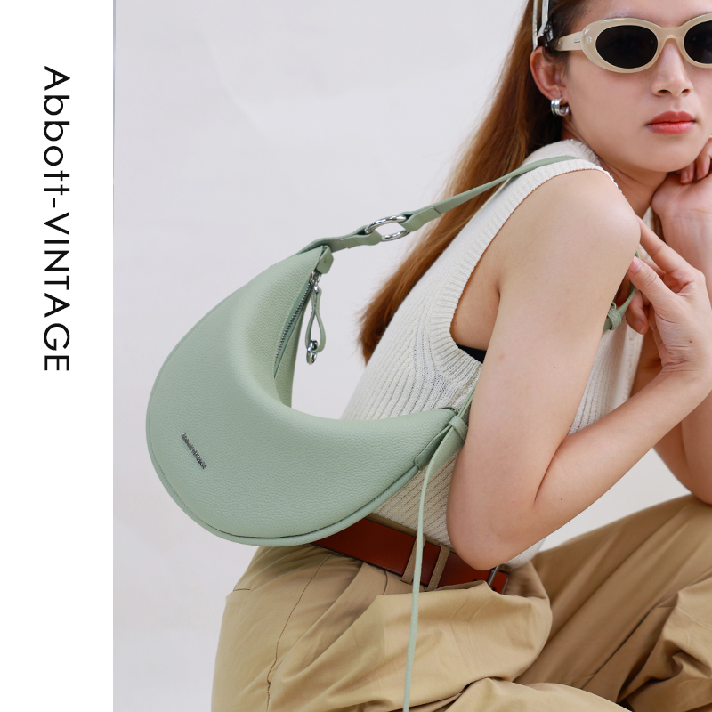 头层牛皮斜跨包原创简约复古设计