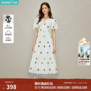 茵曼法式重工刺绣蝴蝶结连衣裙2026春季女装新款度假泡泡袖中长裙