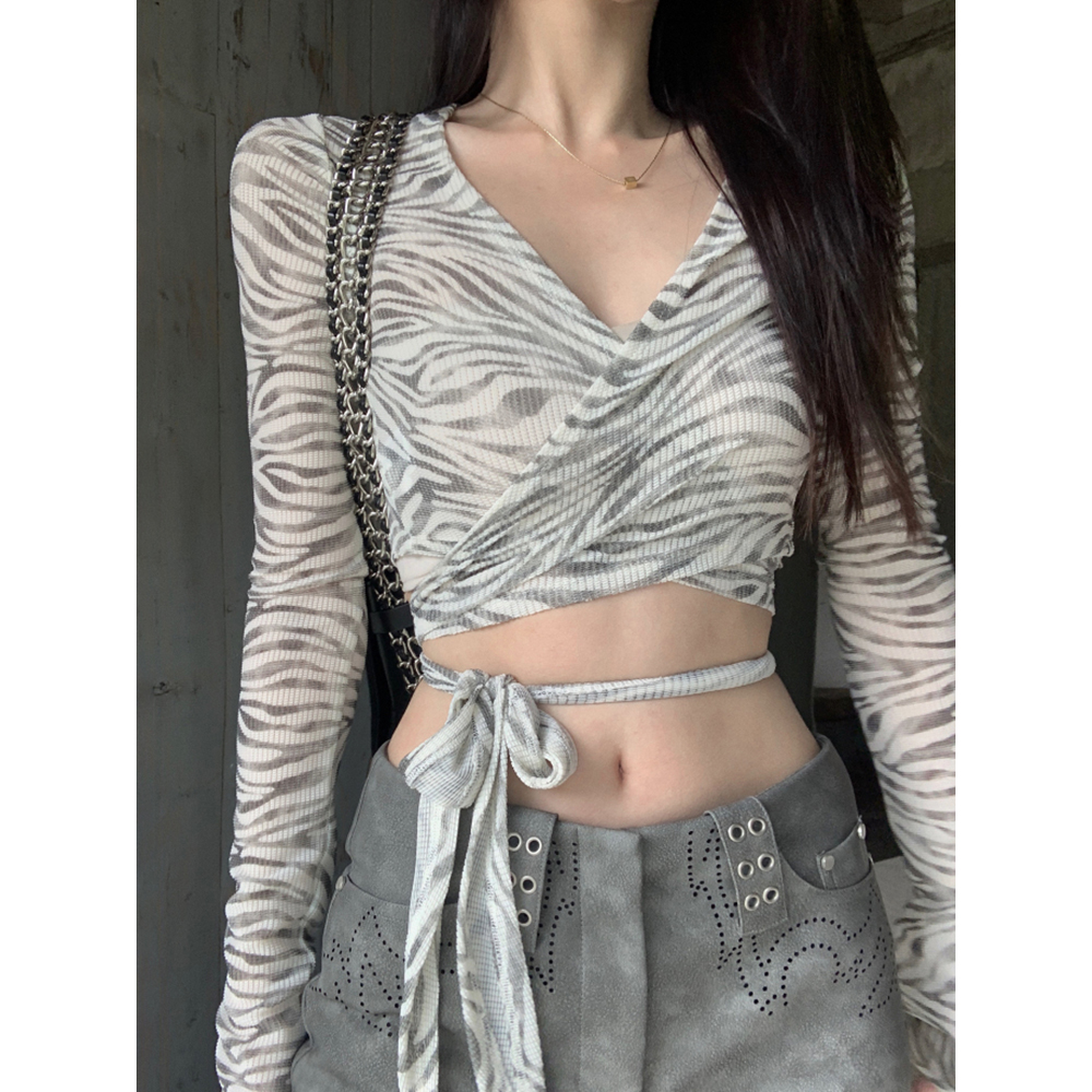 欧美废土风上衣女短款jazz跳舞kpop女团打歌服爵士舞穿搭长袖t恤