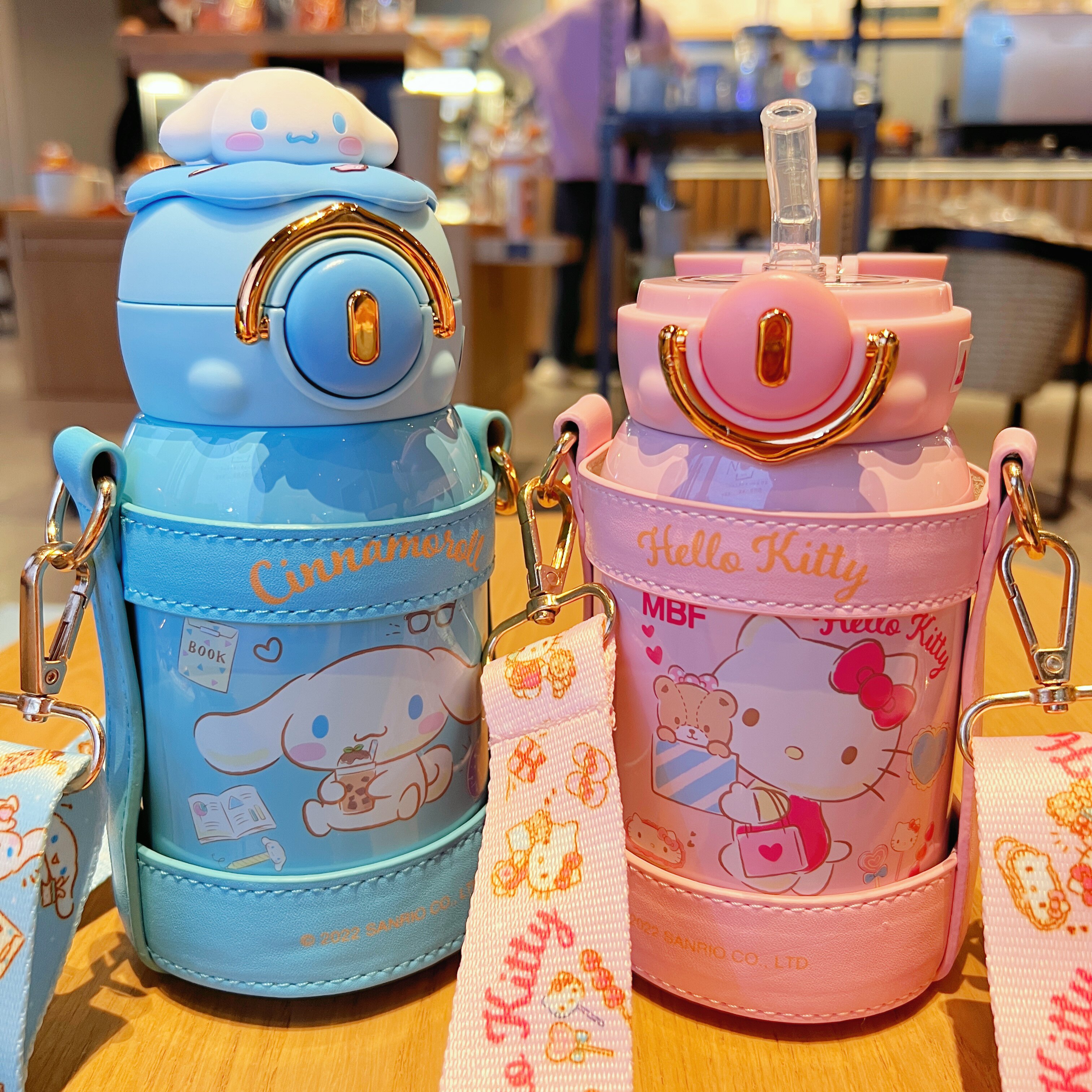 hello kitty凯蒂猫正版玉桂狗保温吸管杯儿童学生女可爱卡通水壶