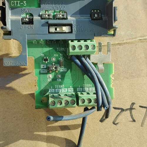 议价富士变频器E2S接口板，型号CTI-3，拆机件，实物拍摄。成