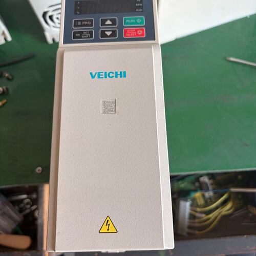 AC300-T3-R75G/2R2P-BAC300-T3-1R5G/2R2P-BAC300-T3-2R2G/4R0P-B