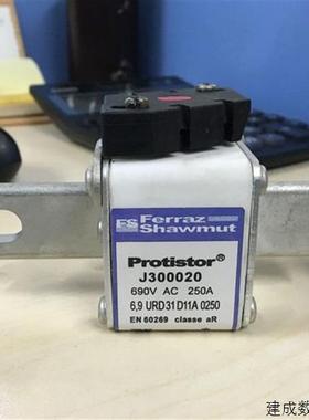 议价ferraz 熔断器 A055UD32LI1400 D301073 A050UD32LI1800 F301