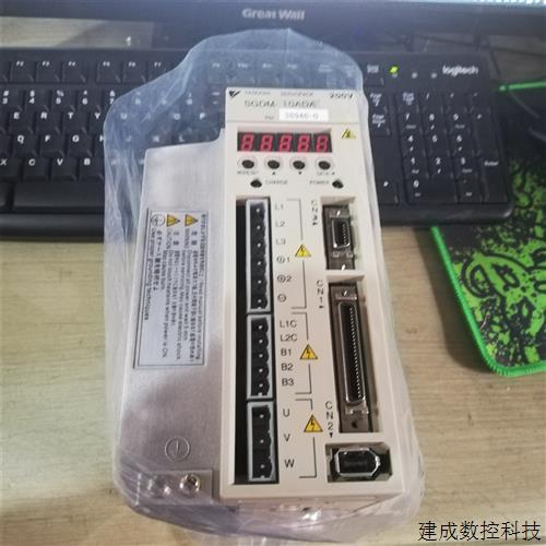 议价安川伺服驱动器SGDM-10ADA原装现货出售 质保一年 拍前询价