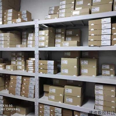 议价8400系列变频器 E84AVHCE3024VXS全新原装现货特价