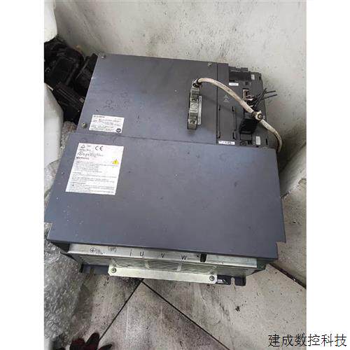 议价三菱驱动器MR-J3-DU30KB-S088U077/MR-J3-DU30KB全新现货包邮