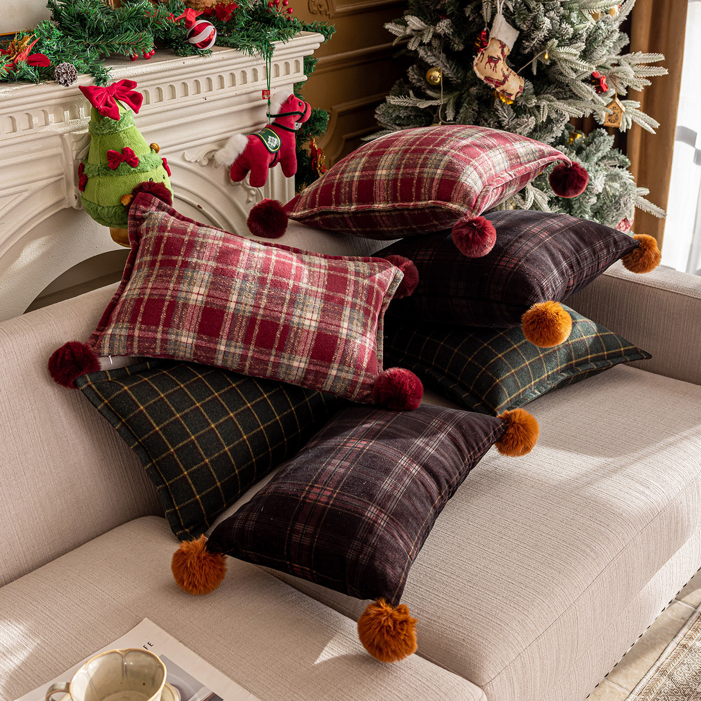 圣诞节装饰抱枕复古沙发客厅靠垫新年结婚布置红色格子靠枕套