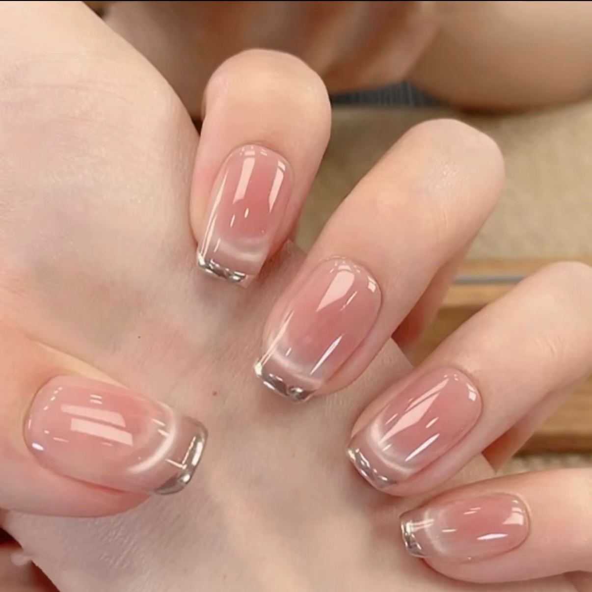 银边裸色纯欲温柔千金穿戴甲