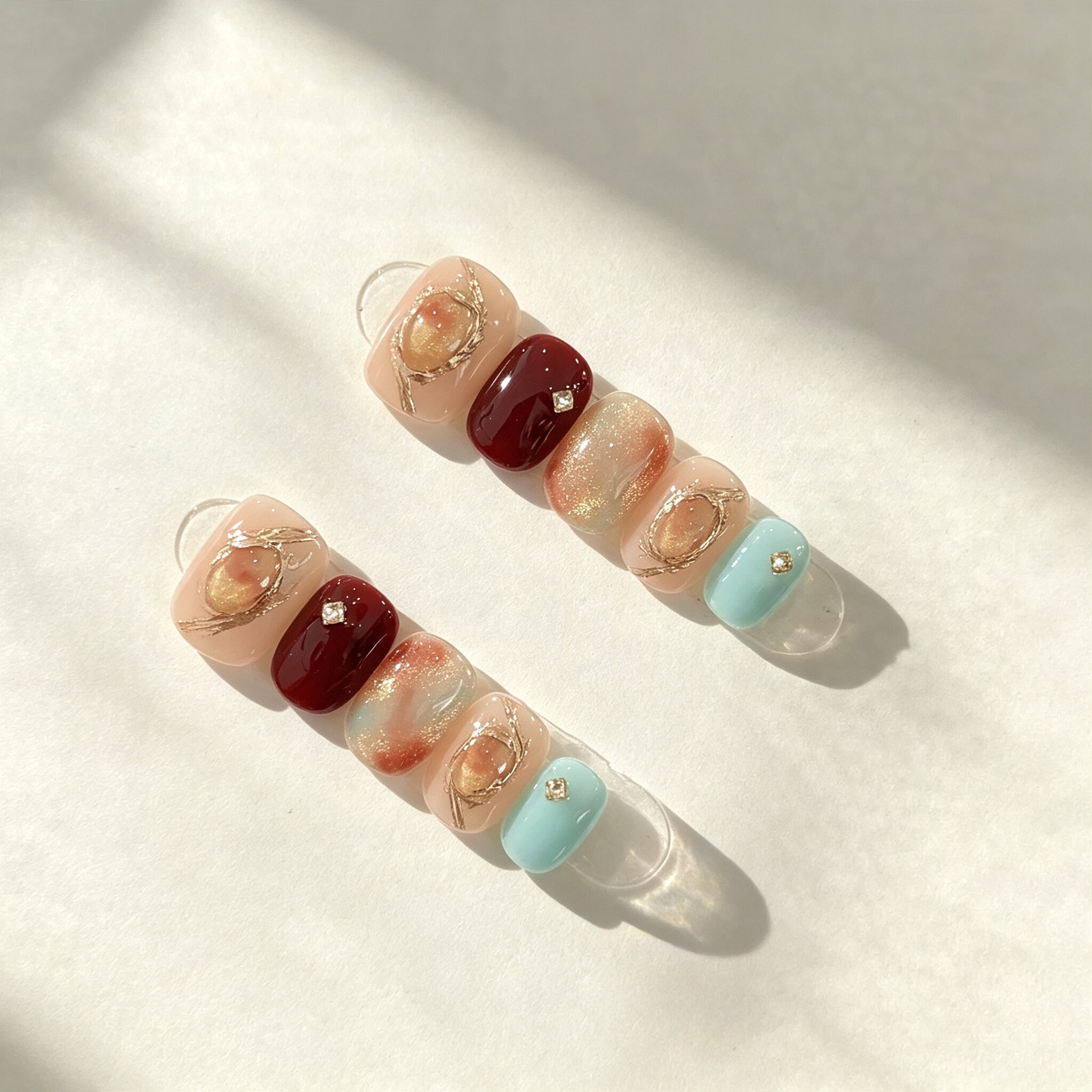纯手工猫眼烟彩晕染显白美甲