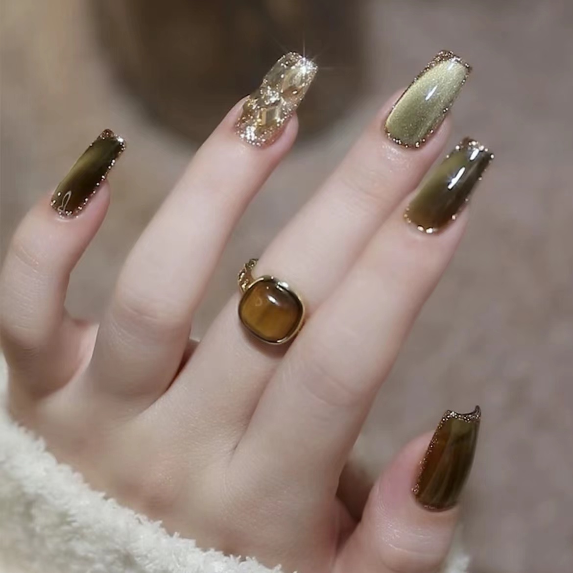 纯手工美拉德猫眼美甲