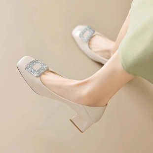 牛皮浅口单鞋女2026夏季新款粗跟高跟鞋方头水钻妈妈配裙子的鞋子