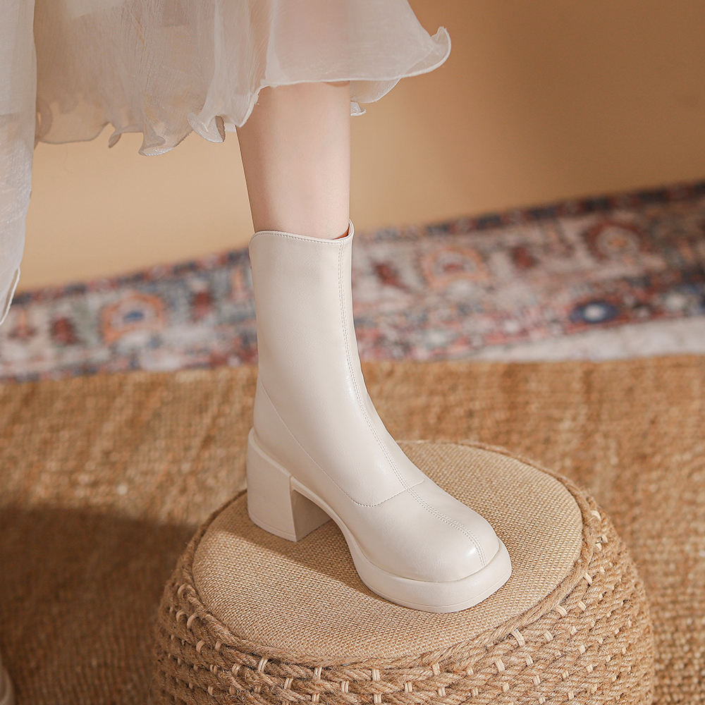 真皮高跟短靴女2025新款粗跟小个子瘦瘦靴白色马丁靴韩系小裸靴