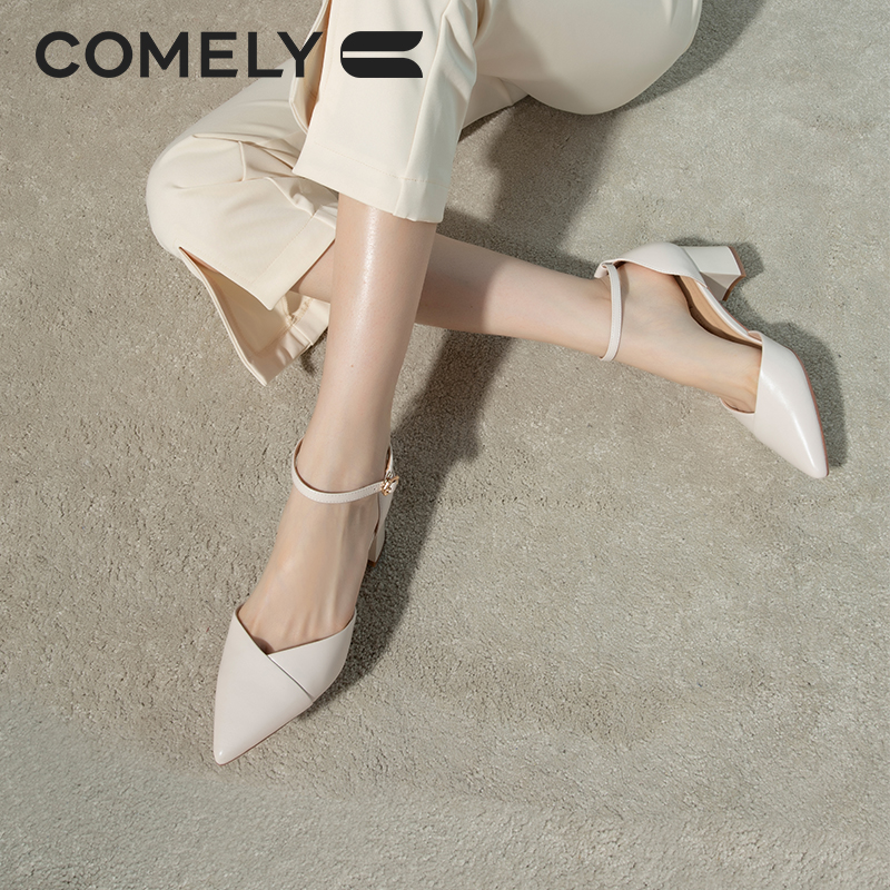 康莉粗跟尖头PU包头凉鞋