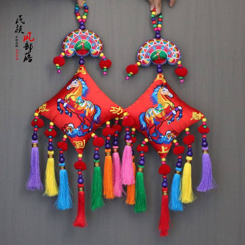 新年马年吉祥物挂饰 刺绣流苏风铃 居家墙面装饰喜庆挂件,节庆用品/礼品,中国结,淘宝优惠券,粉丝福利购,淘宝优惠卷