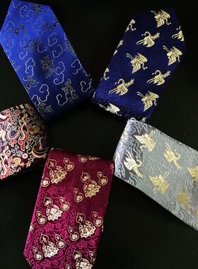 男士礼品红色花纹领带现货