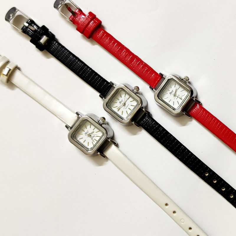 2019新款韩版简约休闲石英促销学生网红小表便宜方形女式手表礼品