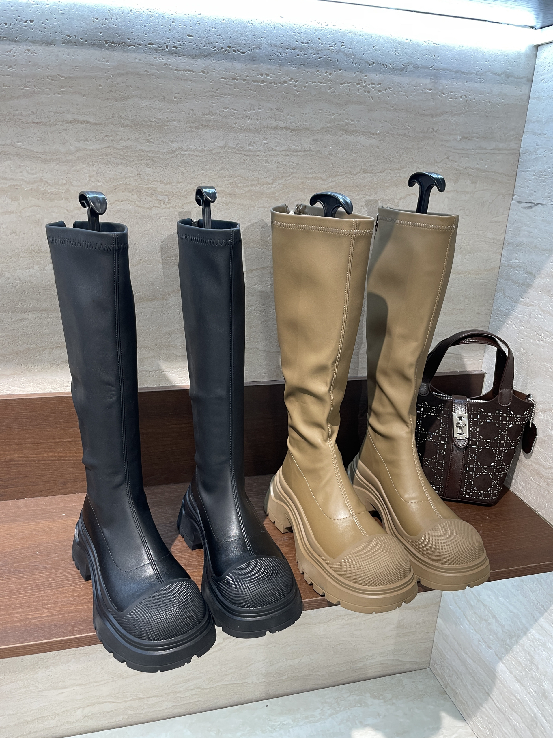 2025新款时尚百搭高级感舒适后拉链松糕厚底长靴8695-10（大）单